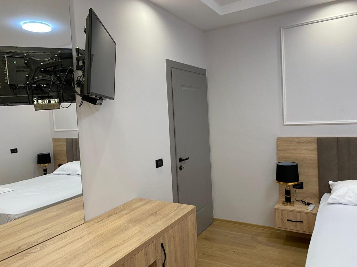 Hotel Golden Elbasan Eksteriør billede